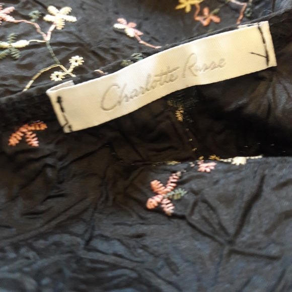 Black Floral Halter Top Sz M - Picture 4 of 9